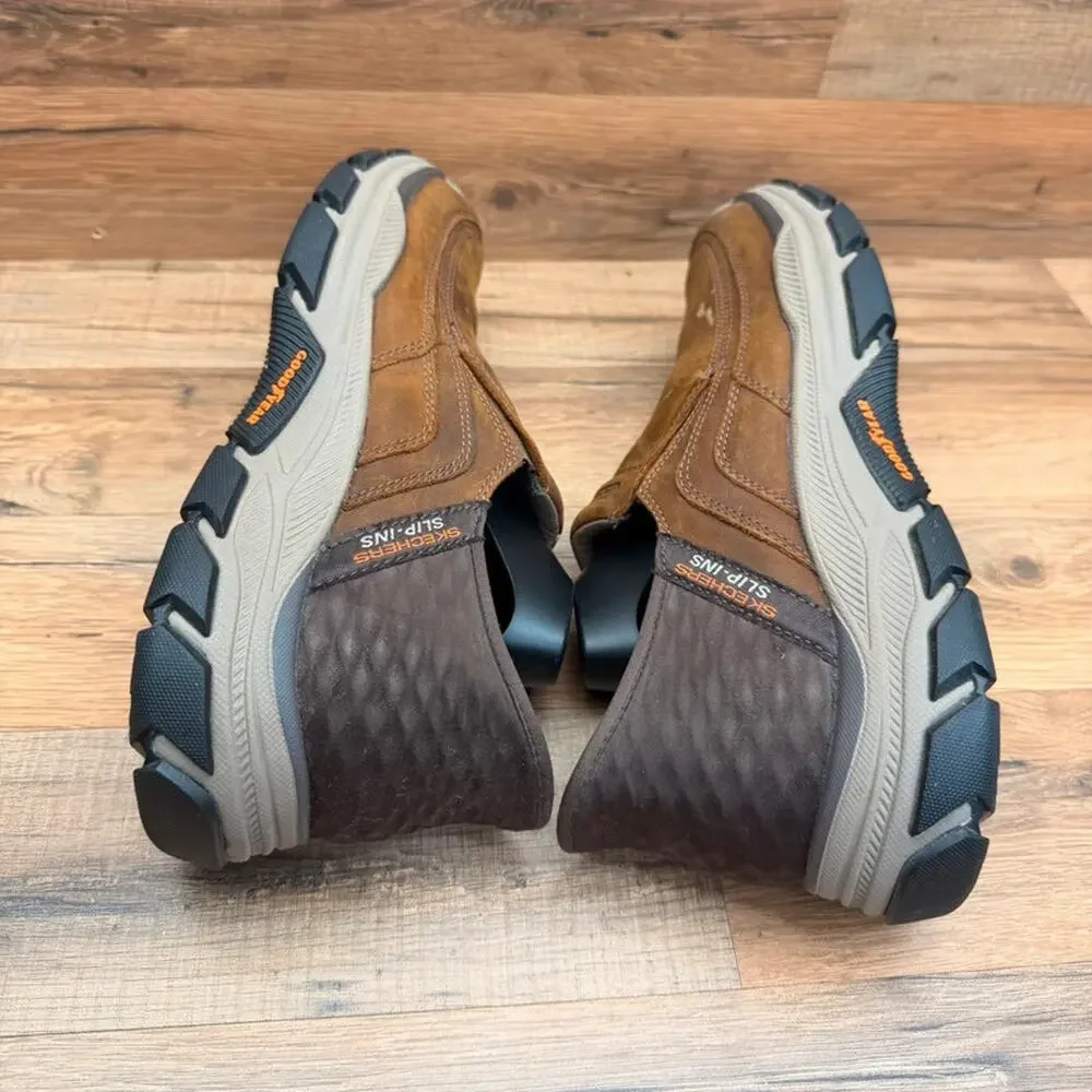Skechers men size 10 Slip-ins Respected Mens Slip On Shoes in Dark Brown